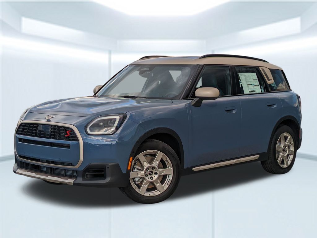 2026 MINI Countryman S's photo