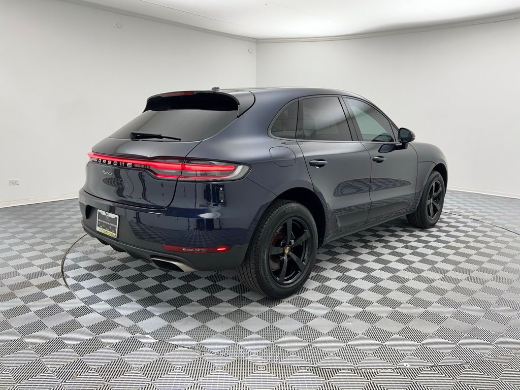 2021 Porsche Macan Base photo 4