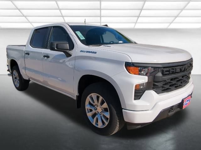 2026 Chevrolet Silverado 1500 Custom's photo