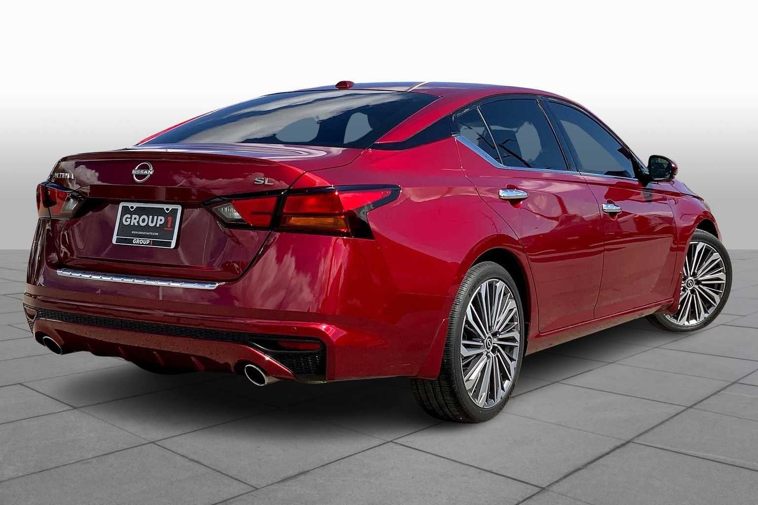 2023 Nissan Altima 2.5 SL photo 12