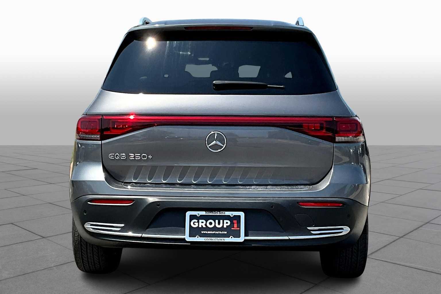 2023 Mercedes Benz EQB photo 4