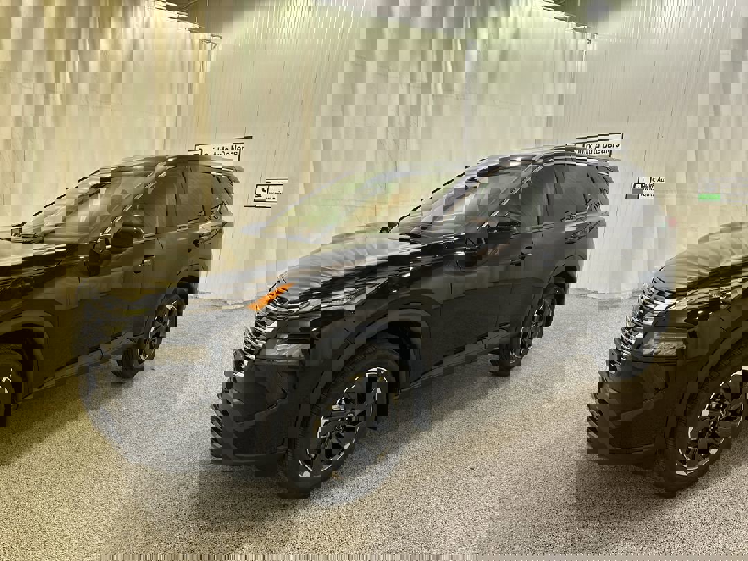 2026 Nissan Rogue SV photo 3