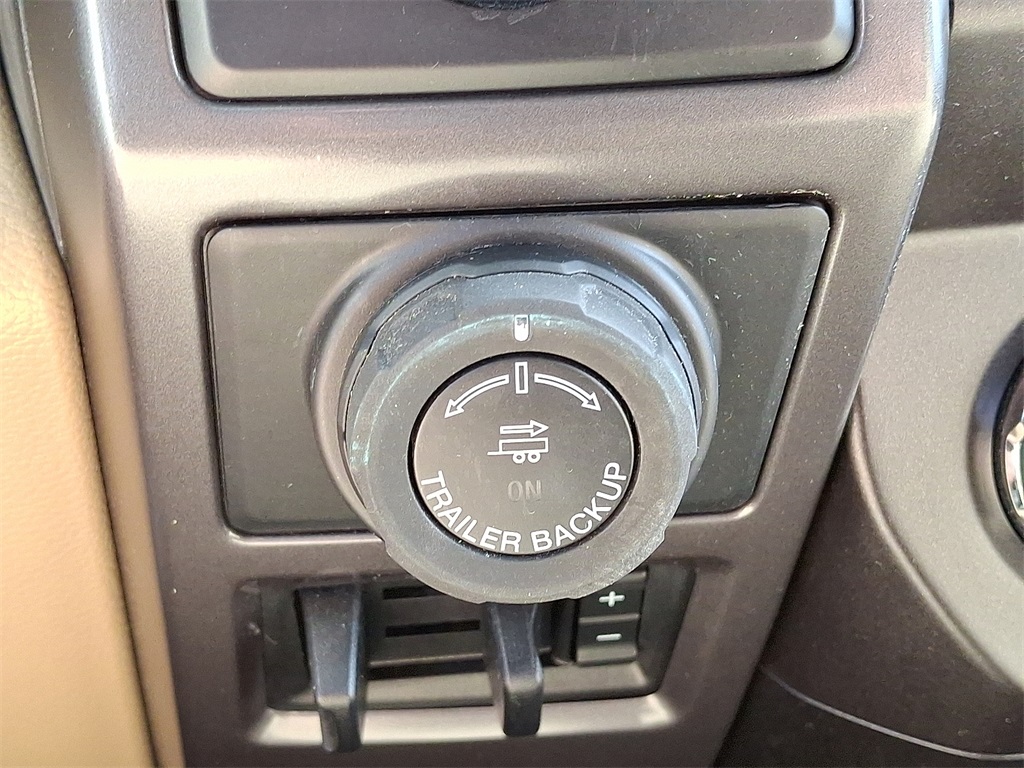 2018 Ford F-150 XLT photo 23