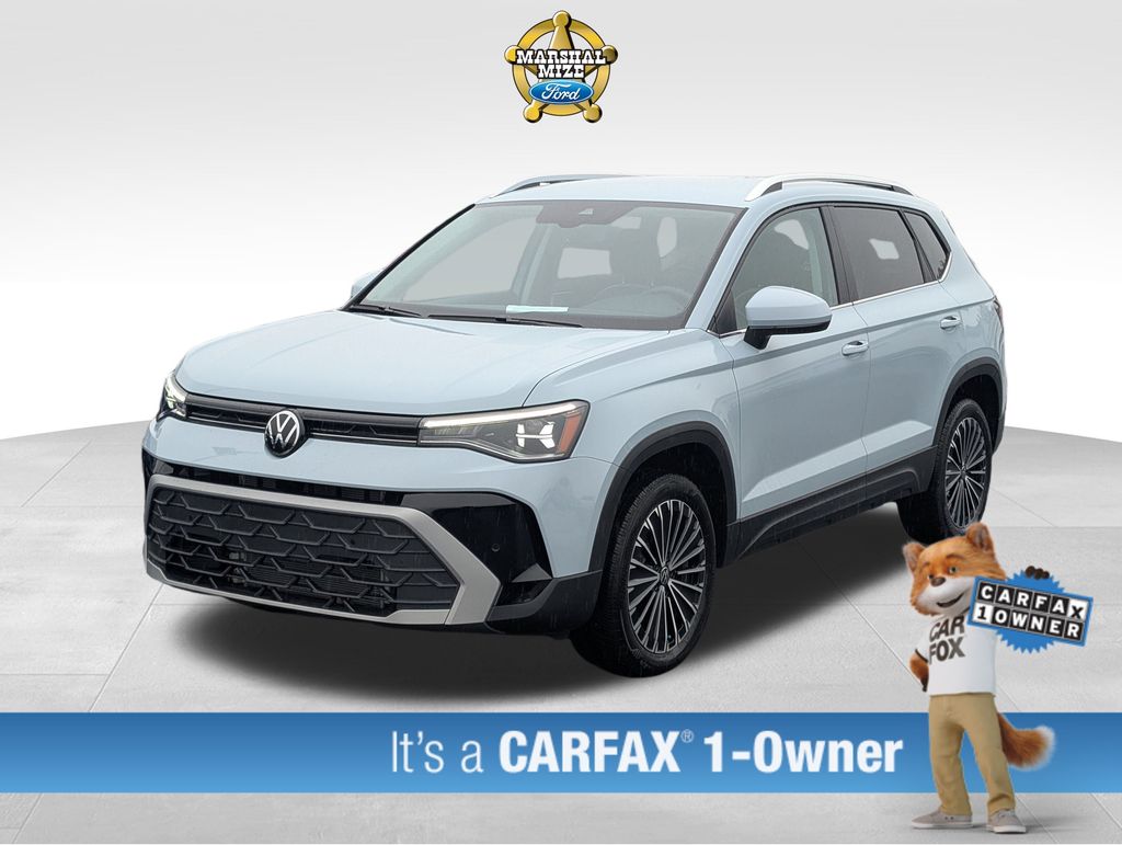 2025 Volkswagen Taos SE's photo