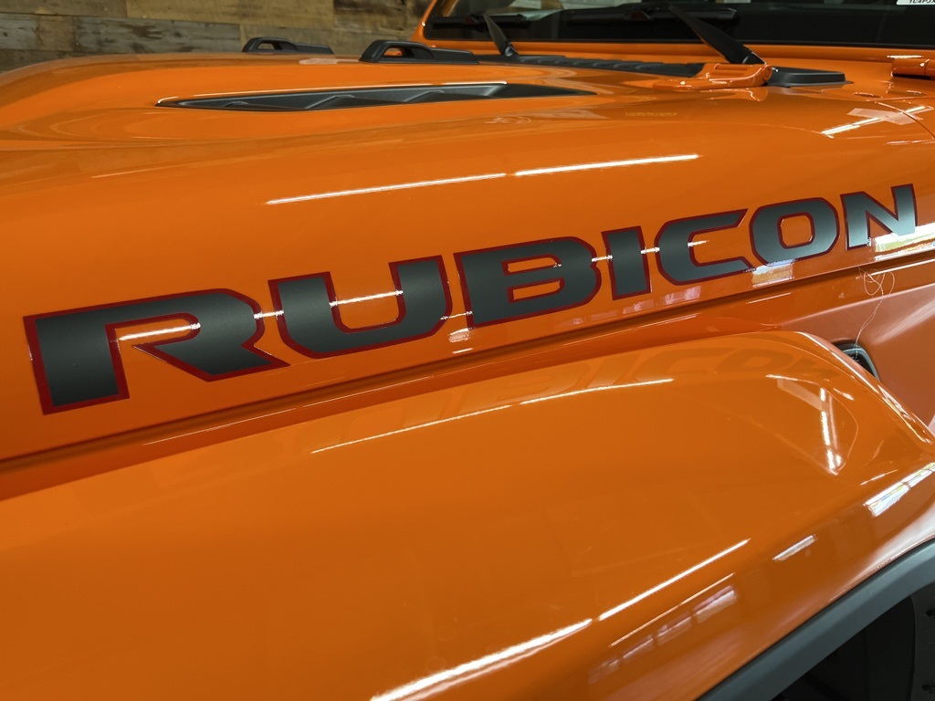 2025 Jeep Wrangler Rubicon photo 4