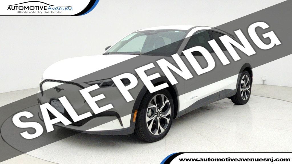 2025 Ford Mustang Mach-E Select AWD's photo