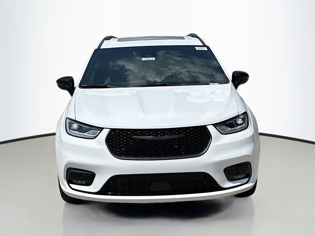 2026 Chrysler Pacifica Limited photo 2