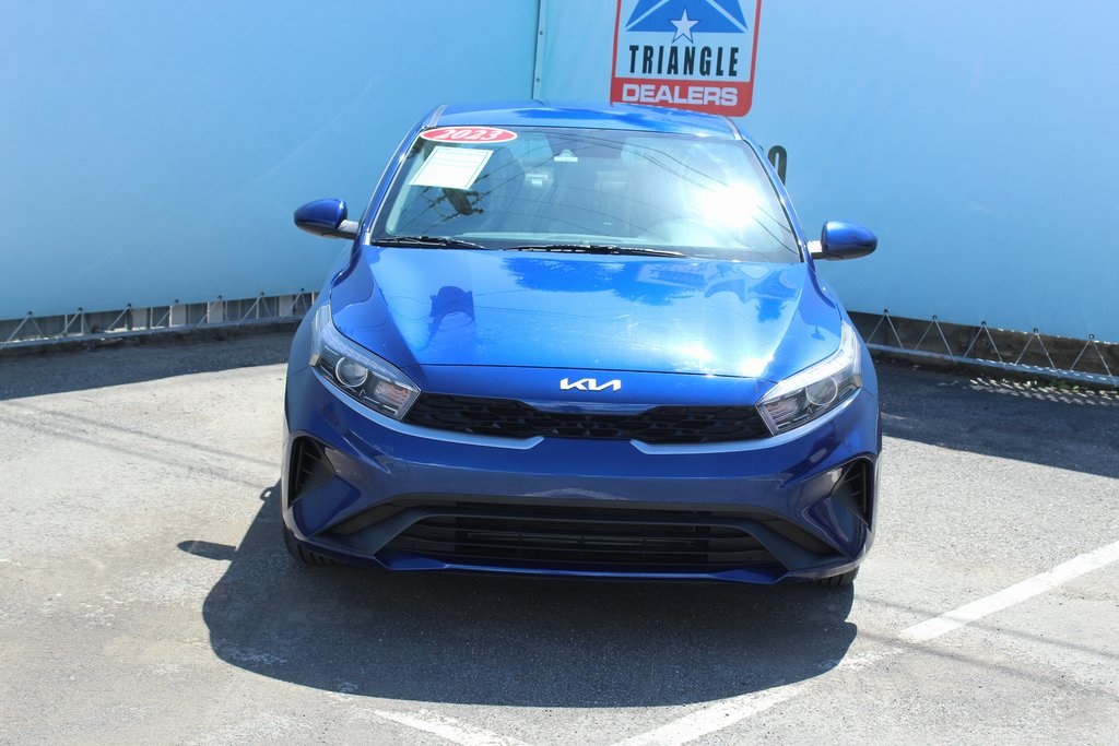 2024 Kia Forte LXS photo 2