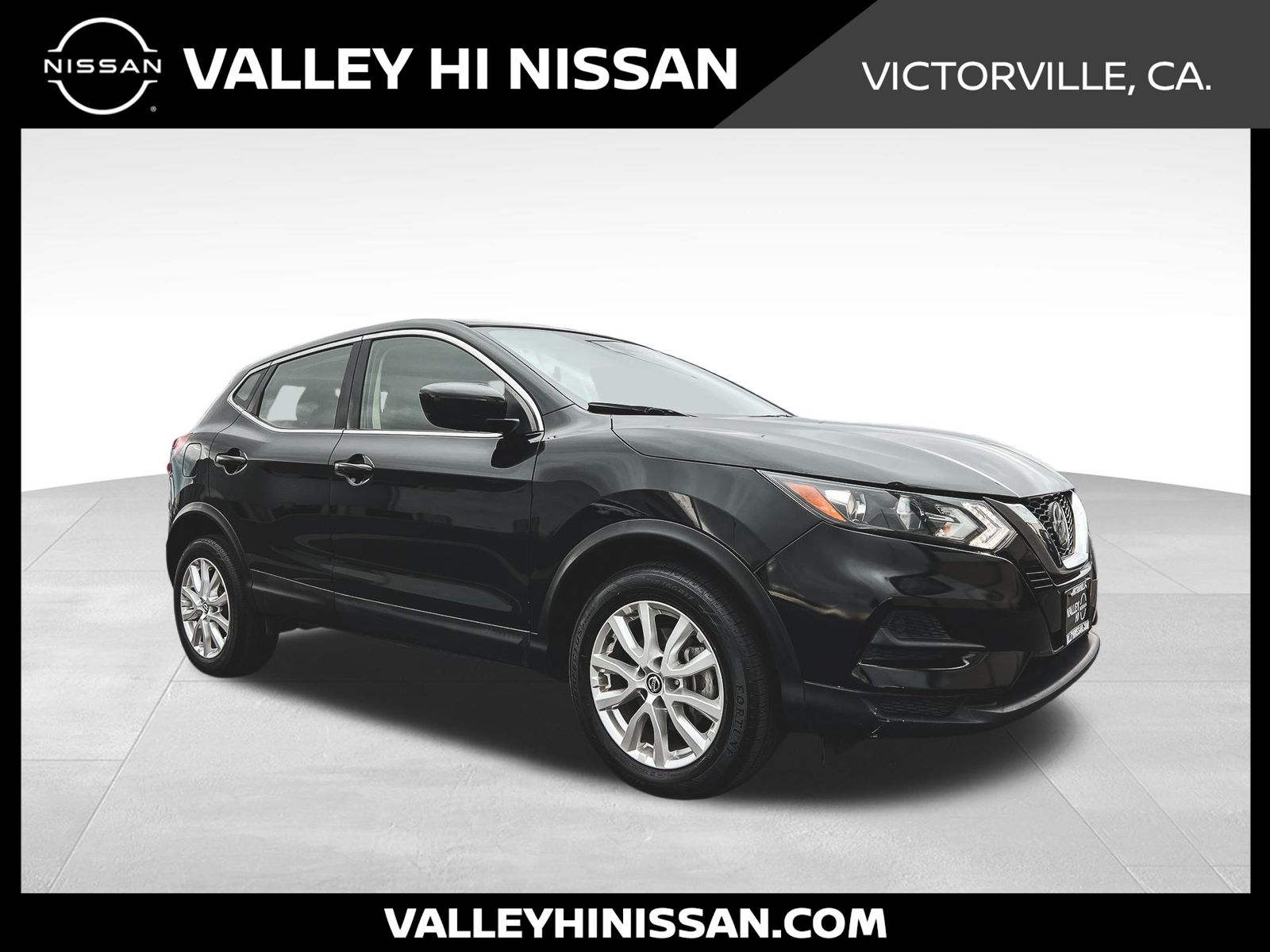 2021 Nissan Rogue Sport S's photo