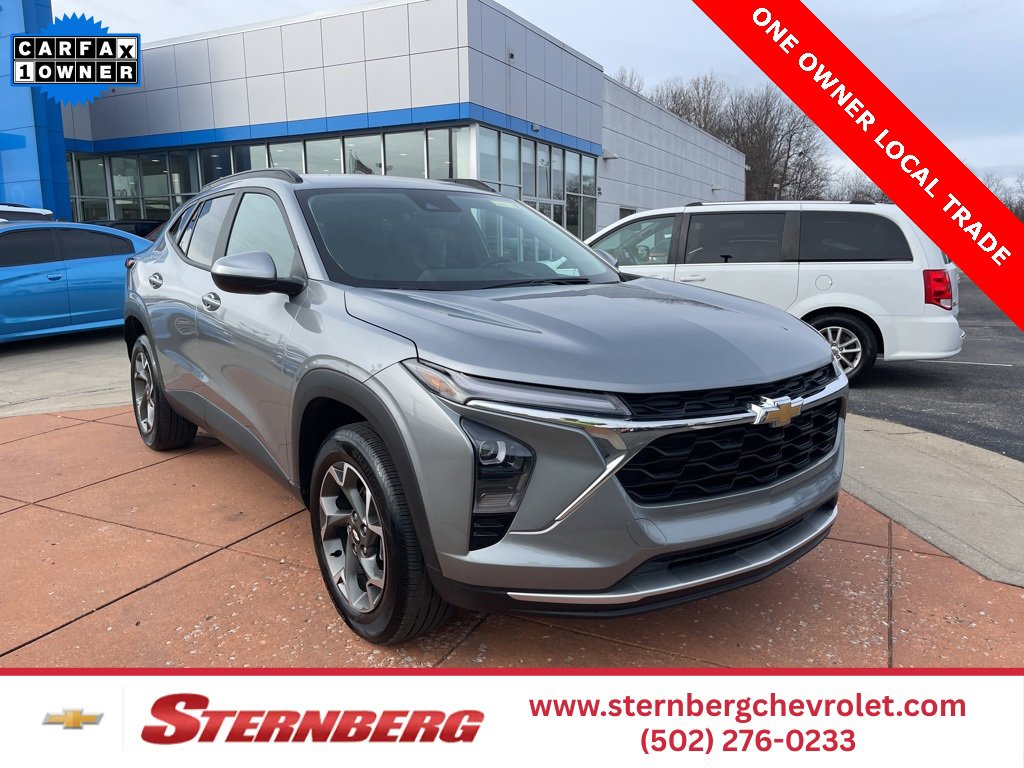 2024 Chevrolet Trax LT's photo