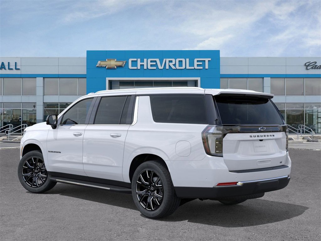 2025 Chevrolet Suburban LT photo 2