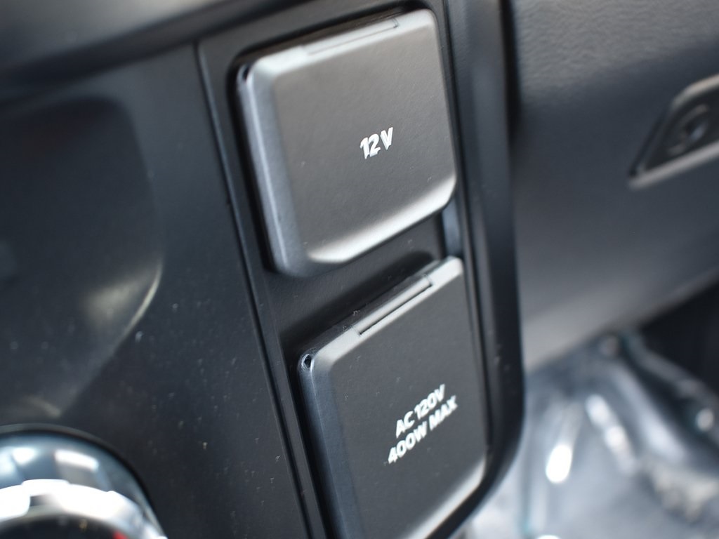 2026 Ford F-350 Lariat photo 23