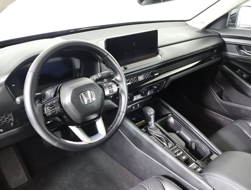 2024 Honda Accord Hybrid Touring photo 4