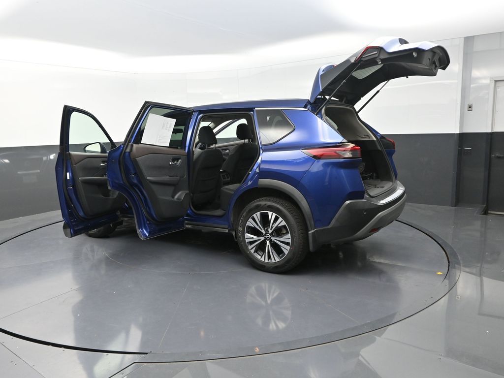 2022 Nissan Rogue SV photo 30