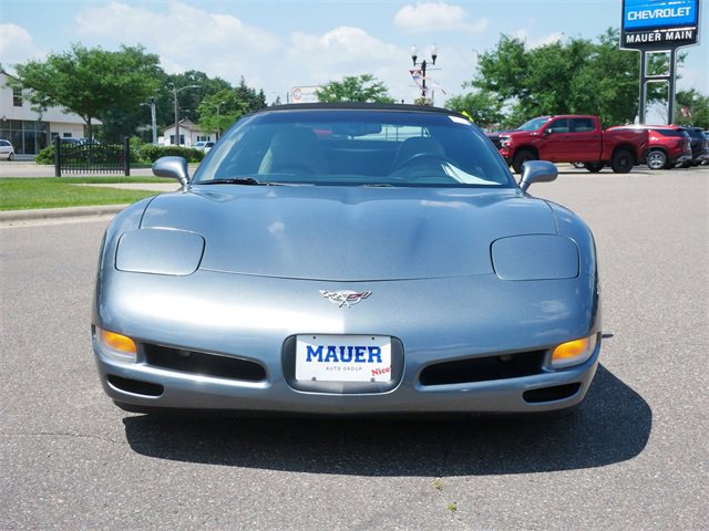 Used 2003 Chevrolet Corvette Base with VIN 1G1YY32G735122782 for sale in Anoka, Minnesota
