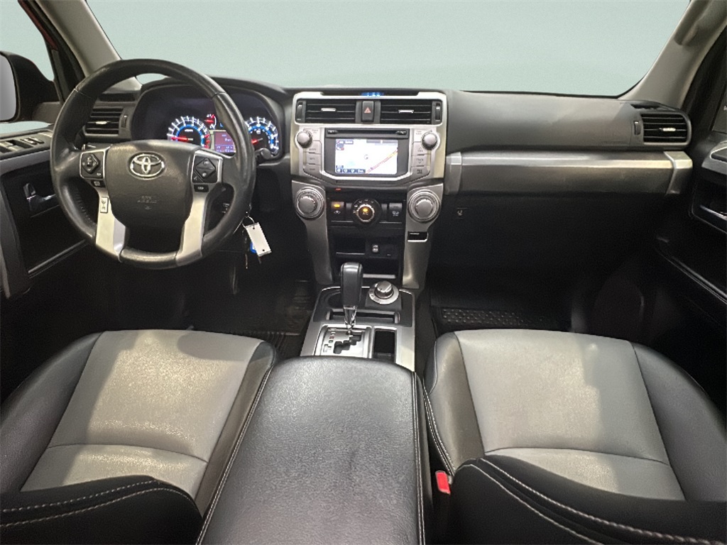2017 Toyota 4Runner SR5 Premium photo 15