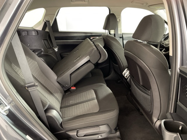 2022 Kia Sorento LX photo 33
