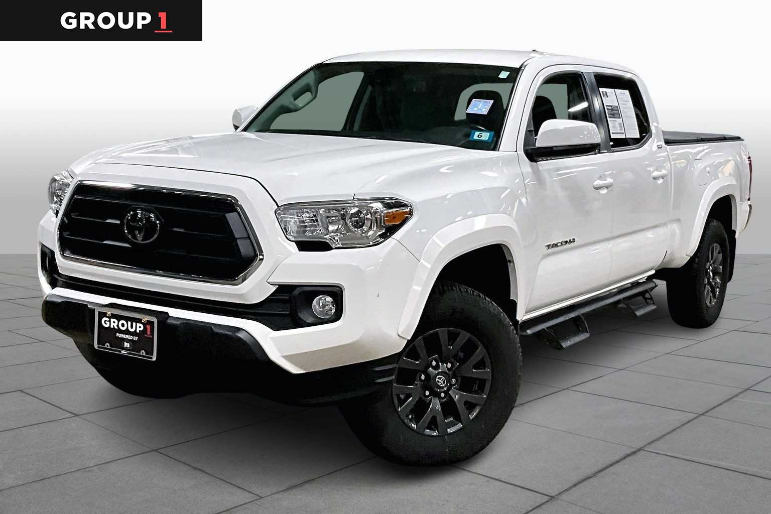 2020 Toyota Tacoma SR5's photo