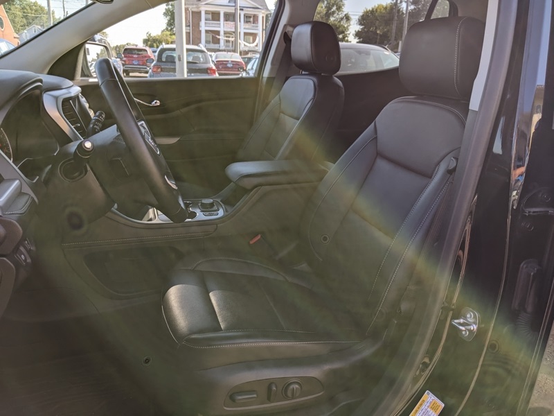 2023 Gmc Acadia SLT photo 4