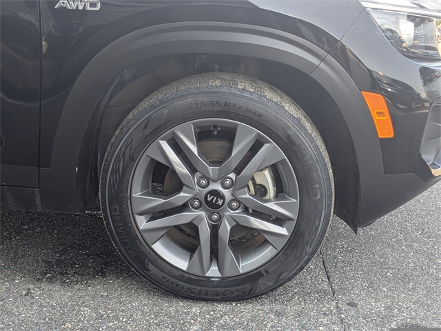2021 Kia Seltos LX photo 10