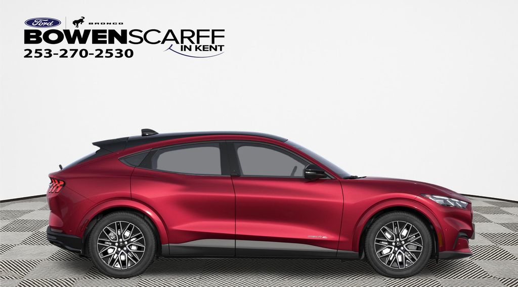 2025 Ford Mustang Mach-E Premium photo 4
