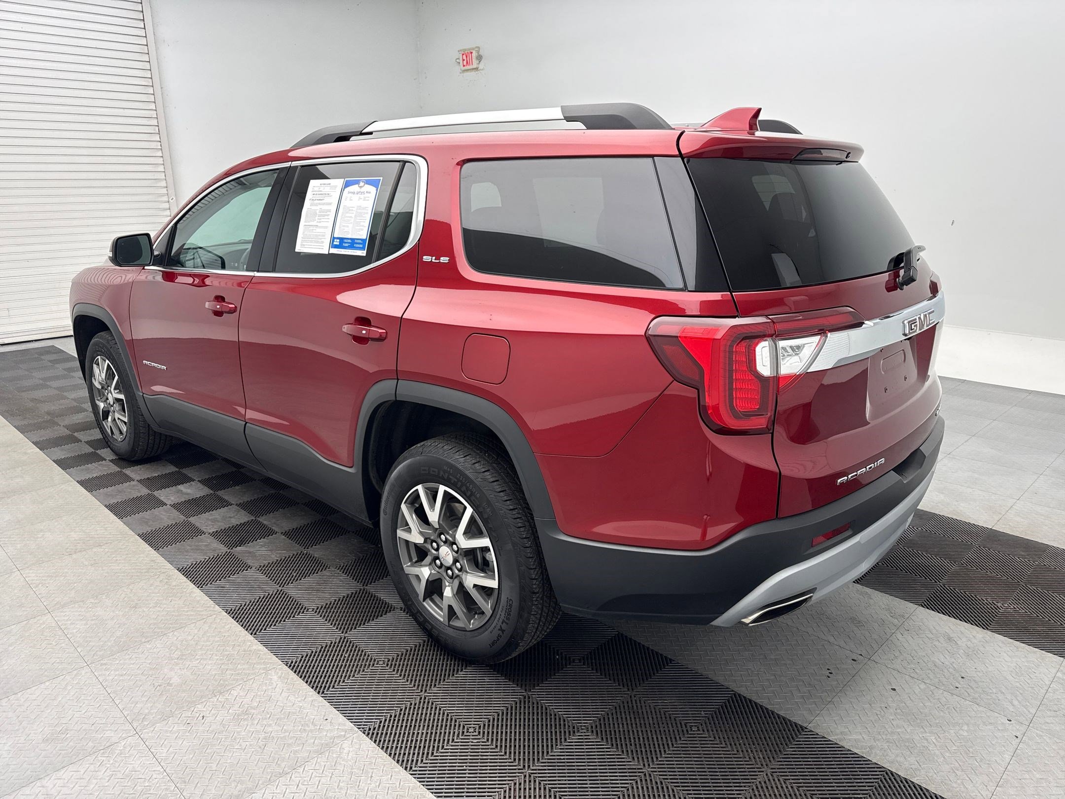 2023 Gmc Acadia SLE photo 2