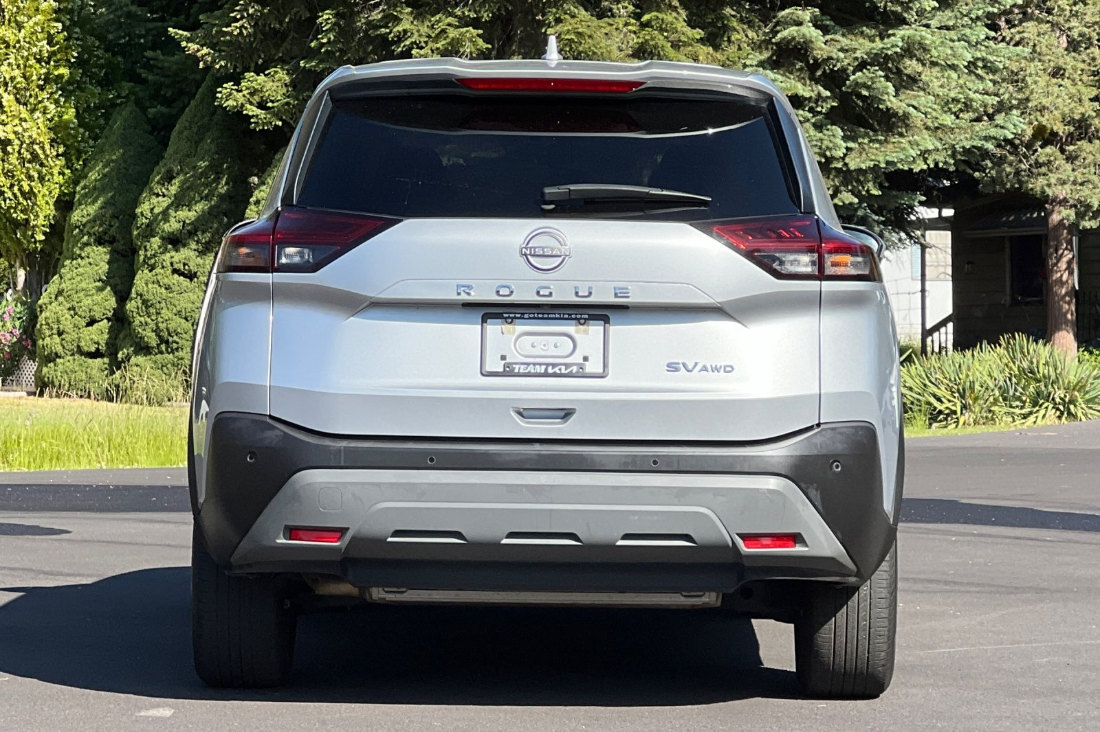 2023 Nissan Rogue SV photo 5