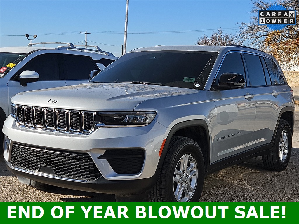 2025 Jeep Grand Cherokee Laredo's photo