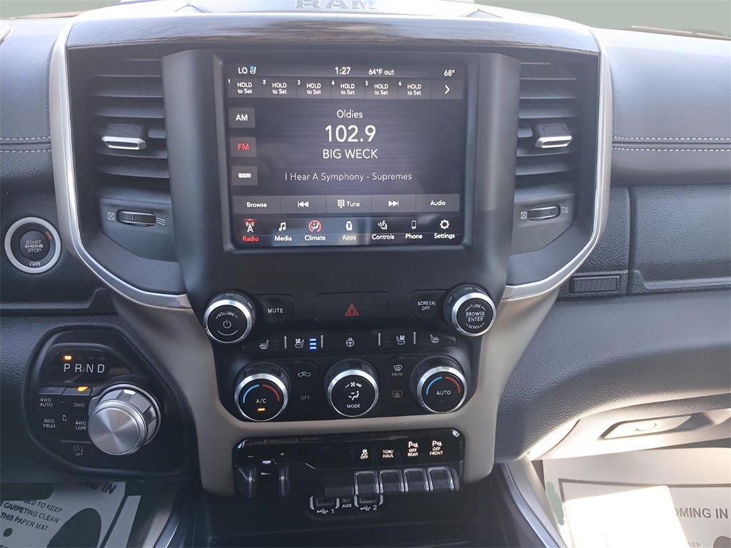 2020 Ram 1500 Laramie photo 19