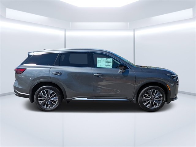 2026 Infiniti QX60 Luxe photo 2