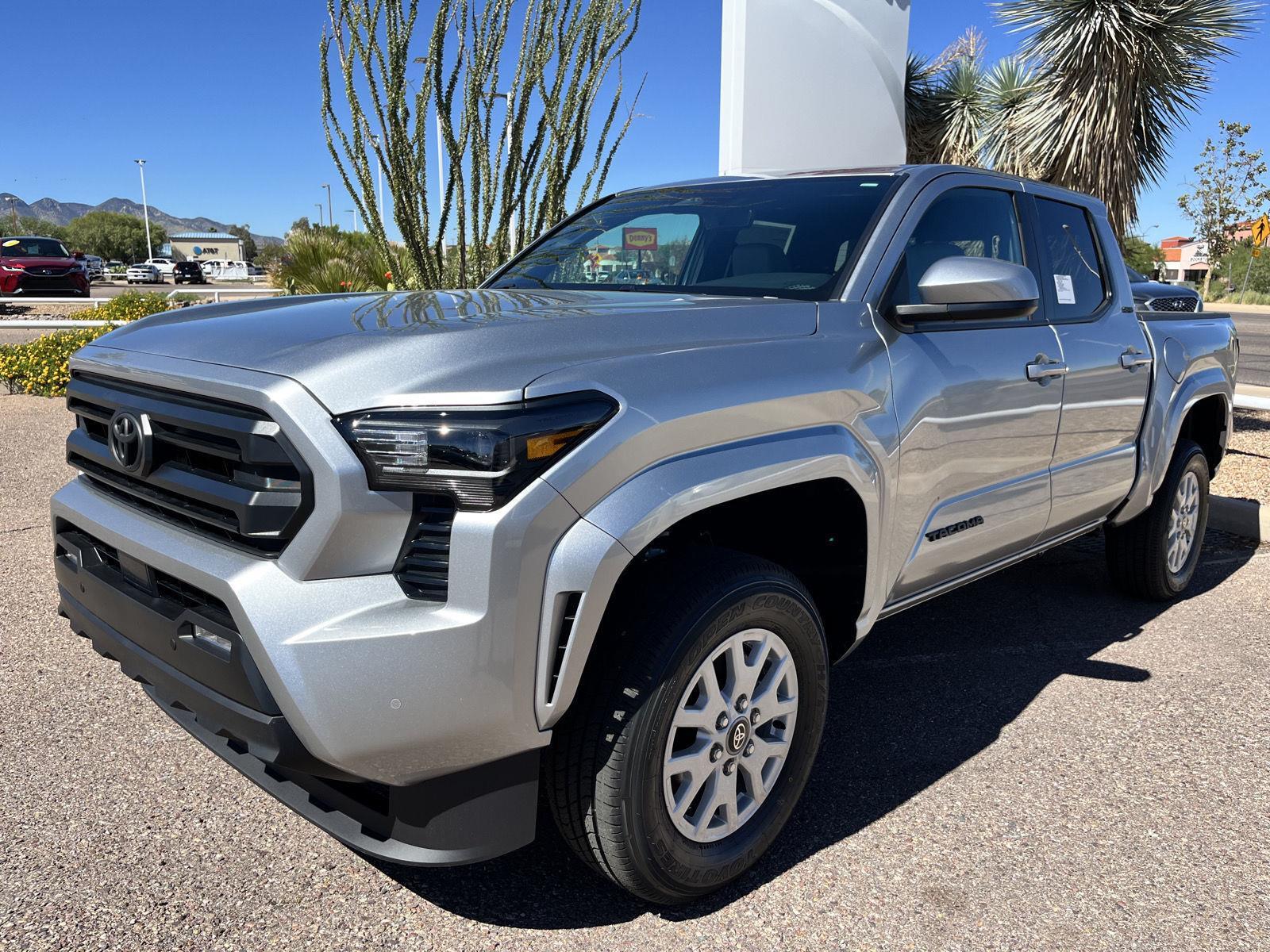 2025 Toyota Tacoma SR5's photo