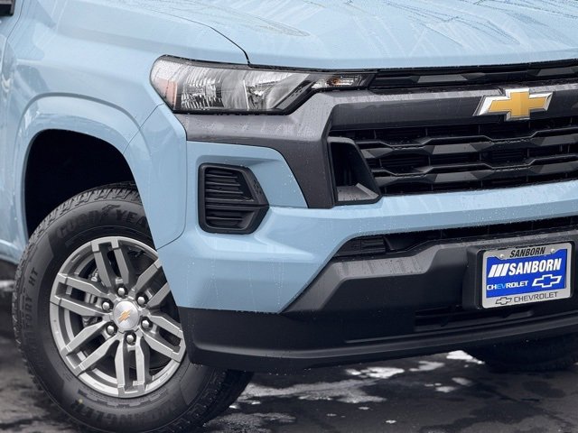 2026 Chevrolet Colorado LT photo 3