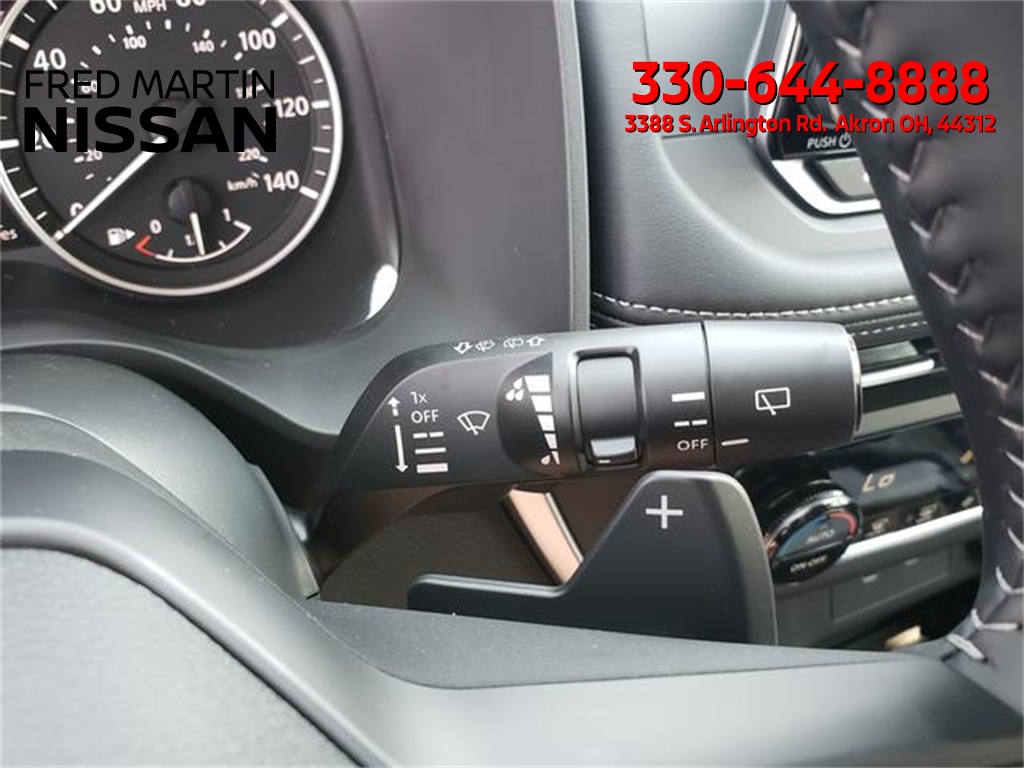 2025 Nissan Rogue SV photo 24