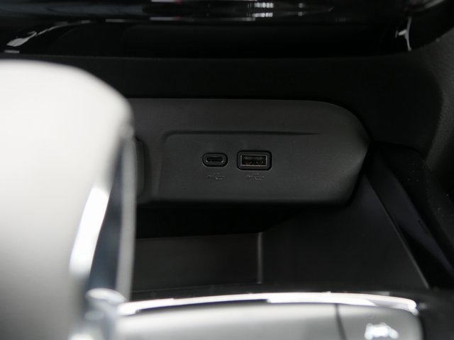 2026 Chevrolet Trax photo 16