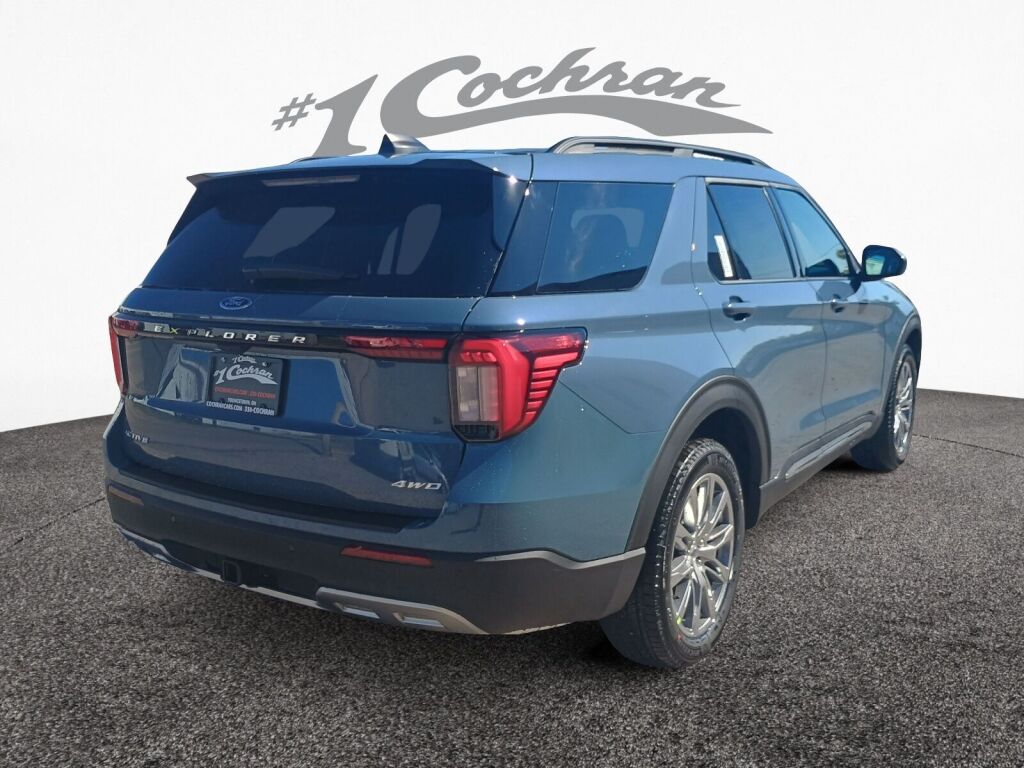 2025 Ford Explorer photo 7