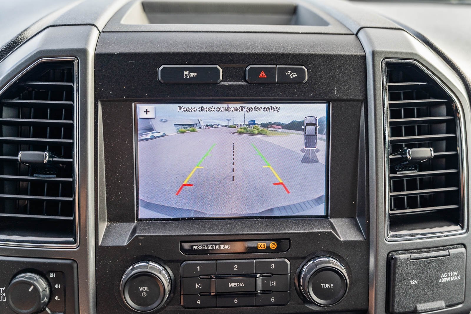 2019 Ford F-250 XLT photo 28