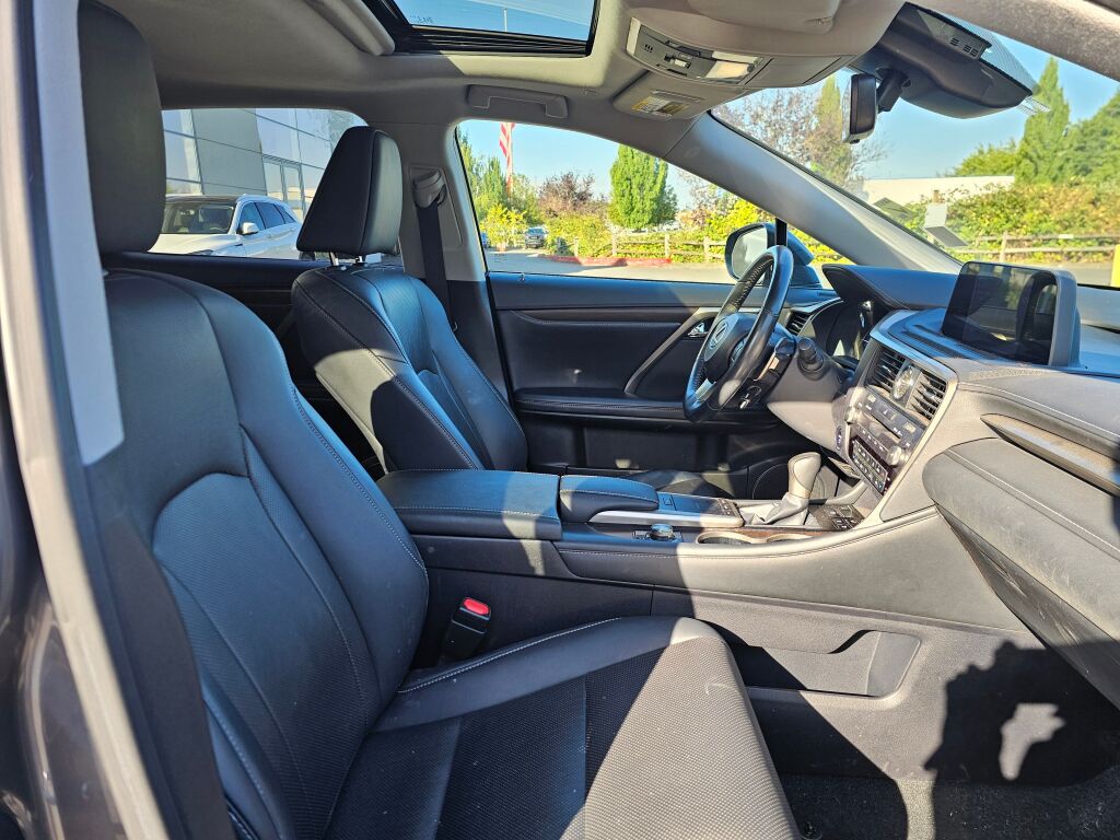 2020 Lexus RX 450h Premium photo 12