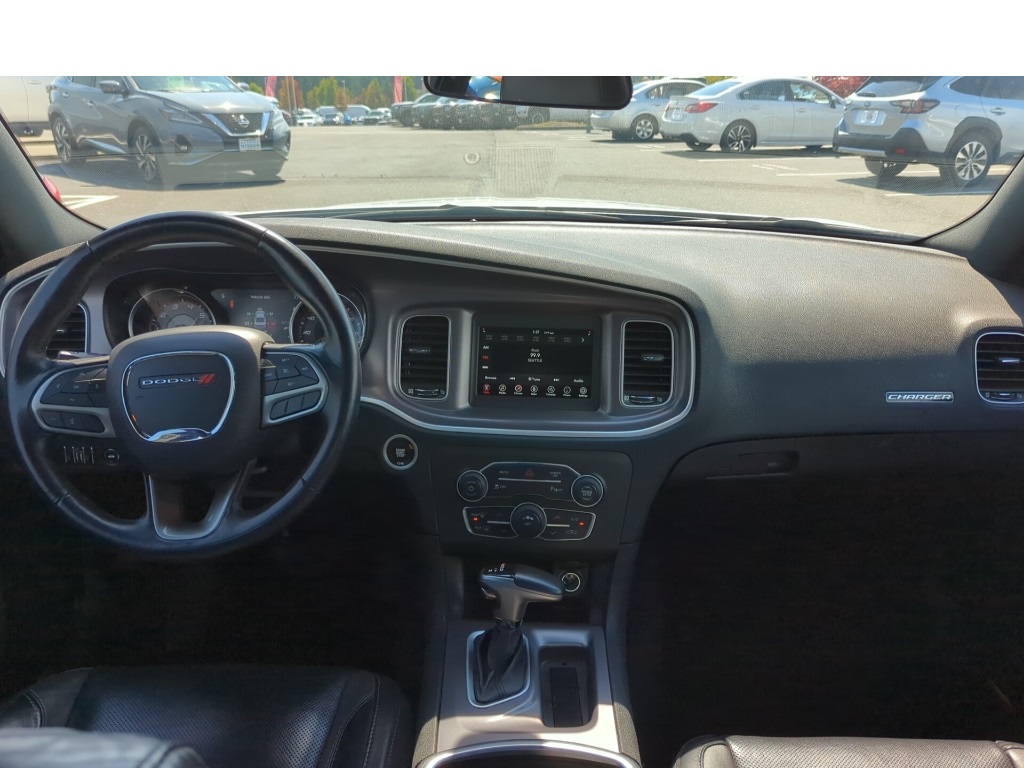 2022 Dodge Charger SXT photo 18