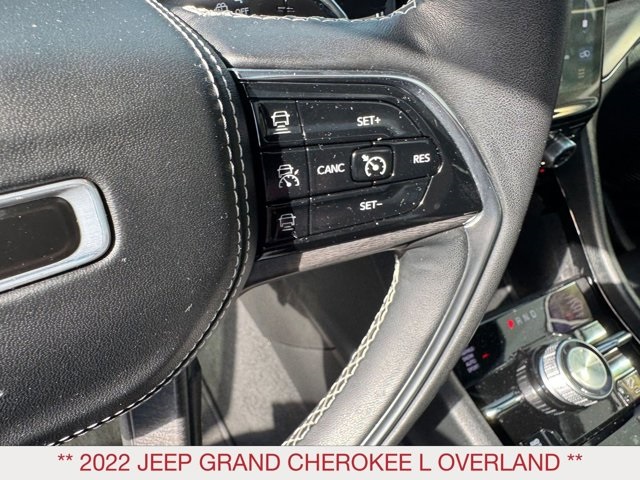 2022 Jeep Grand Cherokee Overland photo 17