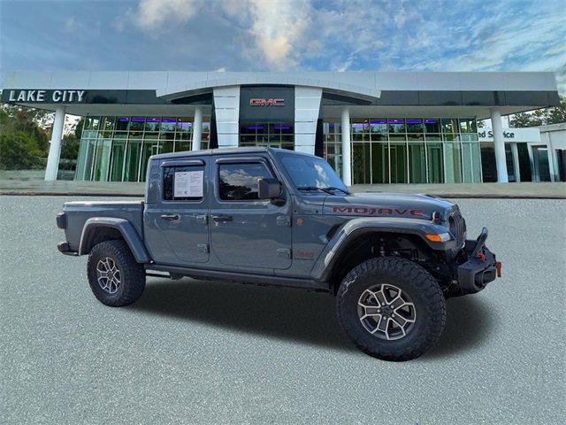 2024 Jeep Gladiator Mojave X's photo