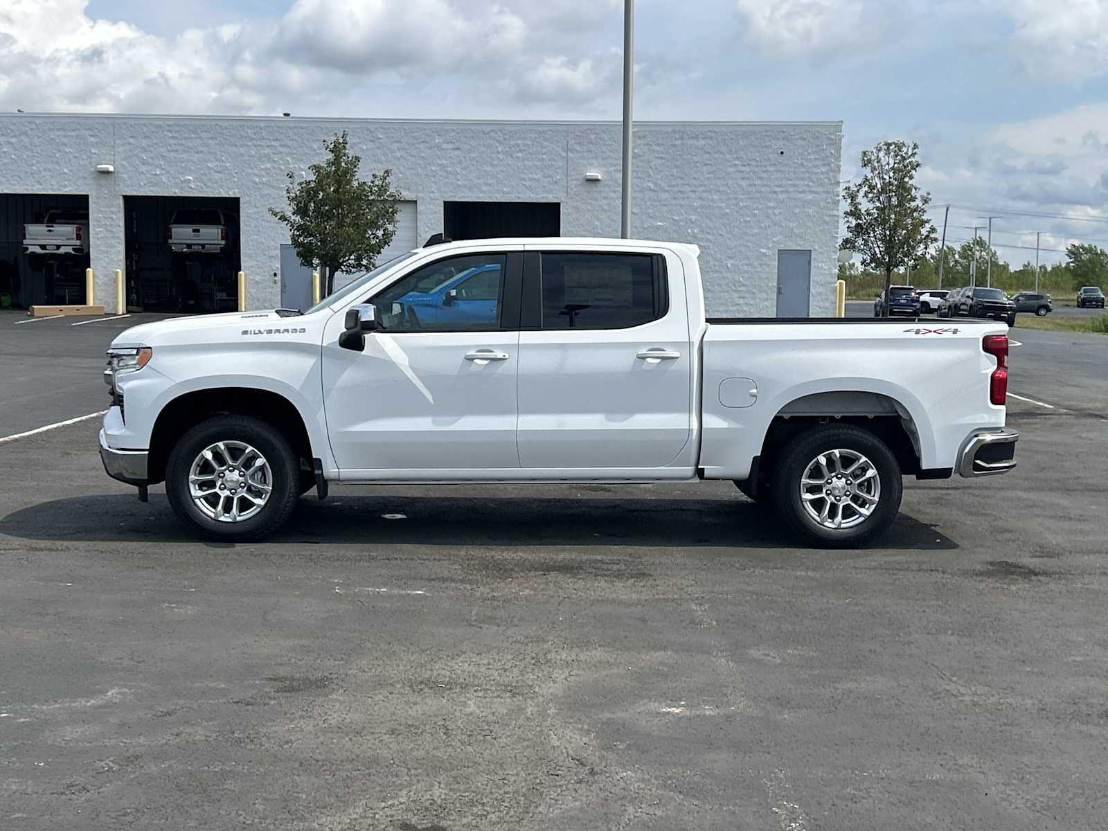 2026 Chevrolet Silverado 1500 LT photo 26