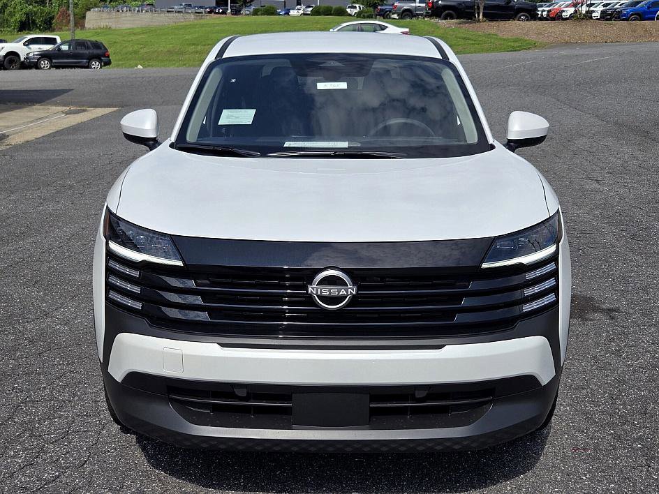 2025 Nissan Kicks SV photo 2