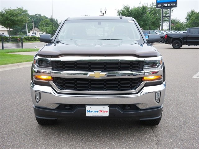 Used 2018 Chevrolet Silverado 1500 LT with VIN 2GCVKREC5J1113522 for sale in Anoka, Minnesota