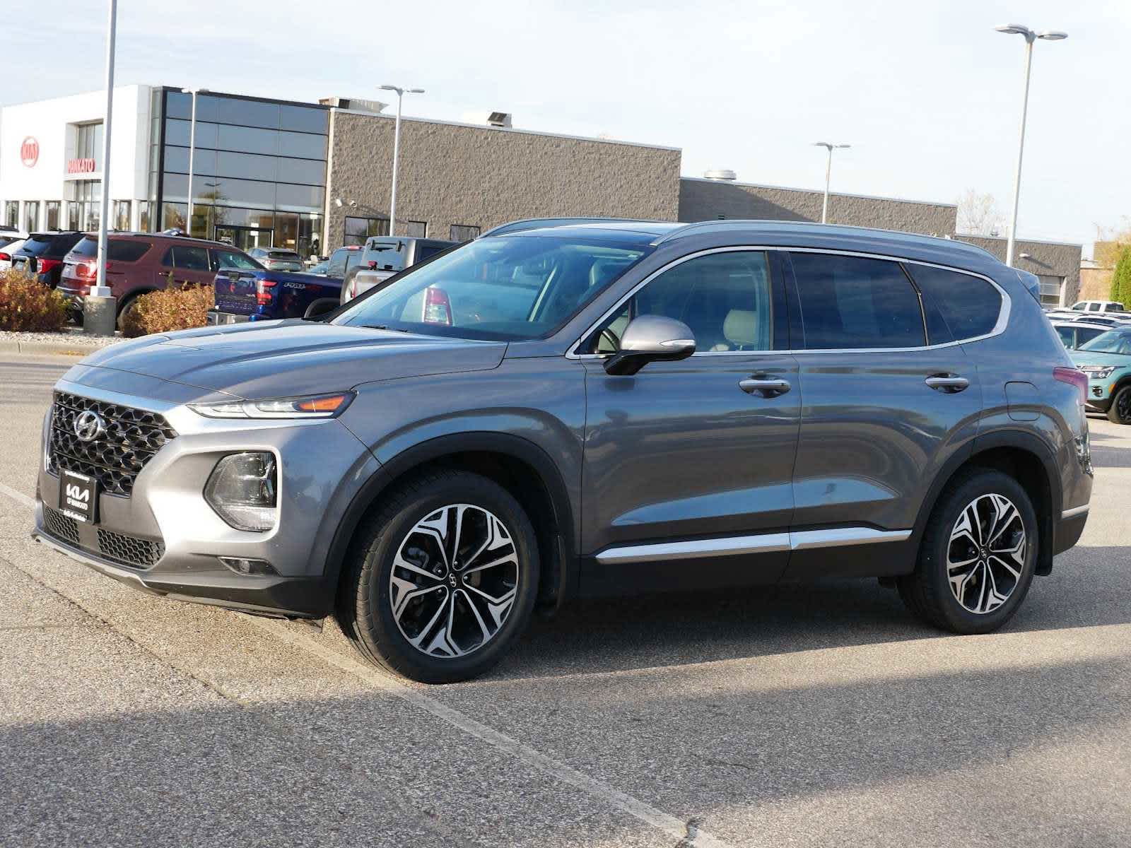 Used 2019 Hyundai Santa Fe Limited with VIN 5NMS53AA0KH139843 for sale in Mankato, Minnesota