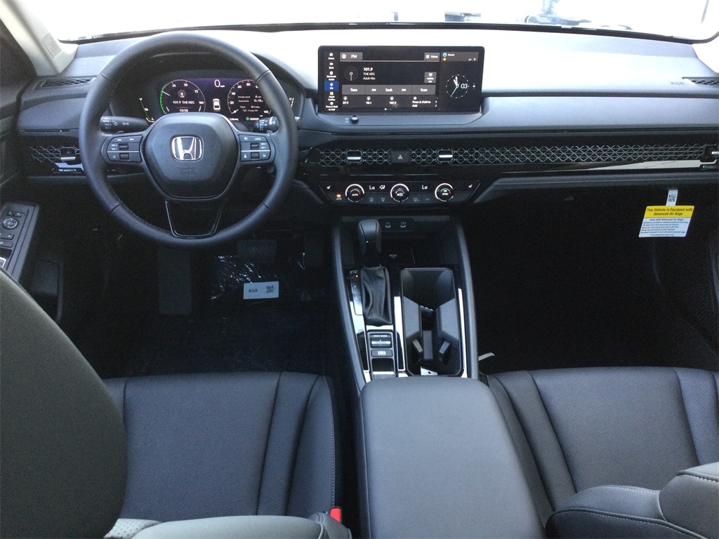 2025 Honda Accord Hybrid EX-L photo 12