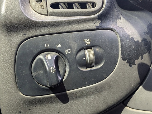 1998 Ford F-150 XL photo 18