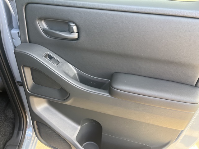 2026 Nissan Frontier Crew Cab SV photo 22
