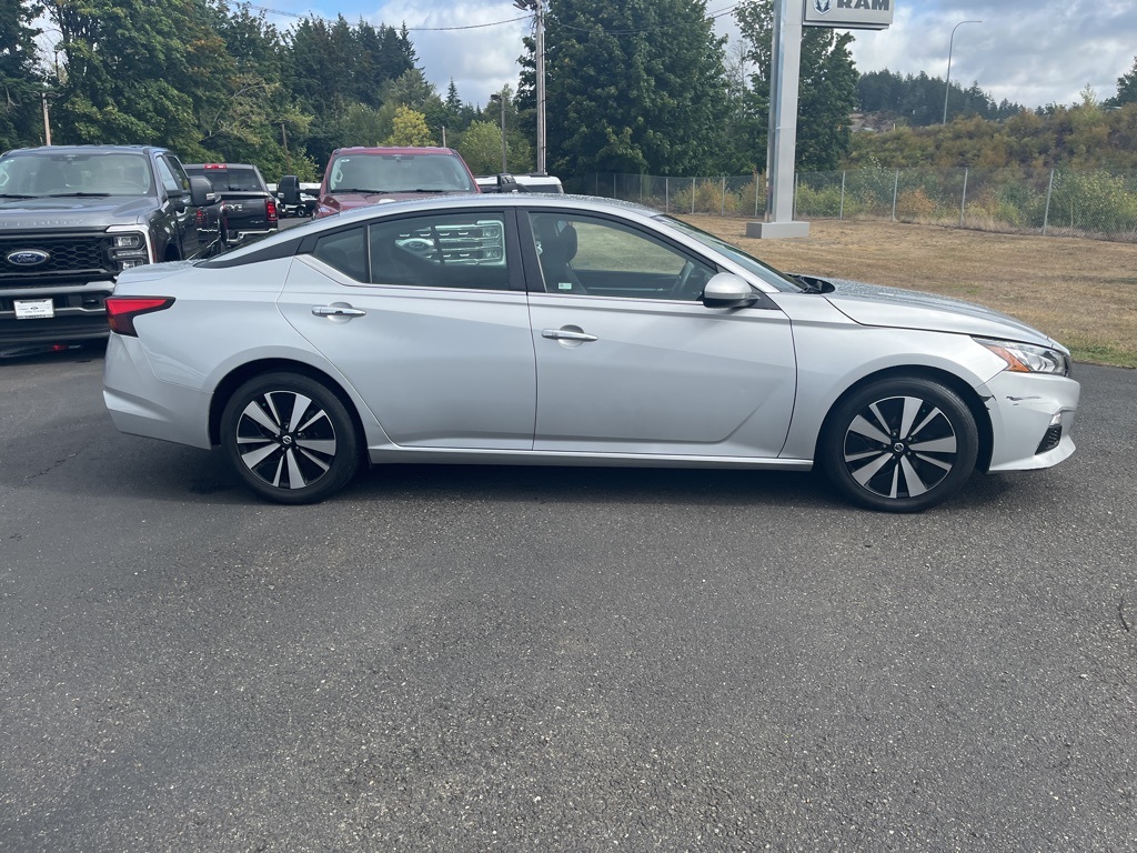 2022 Nissan Altima 2.5 SV photo 4