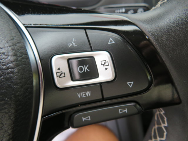 2021 Volkswagen Tiguan R-Line Black SEL photo 28