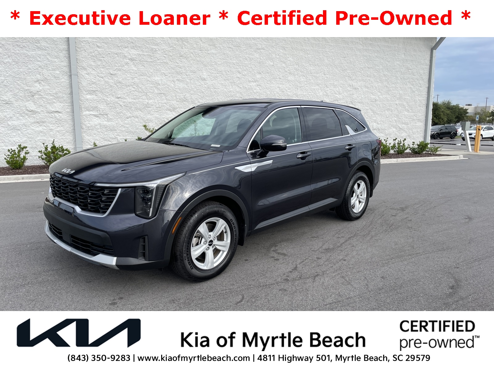 2025 Kia Sorento LX's photo